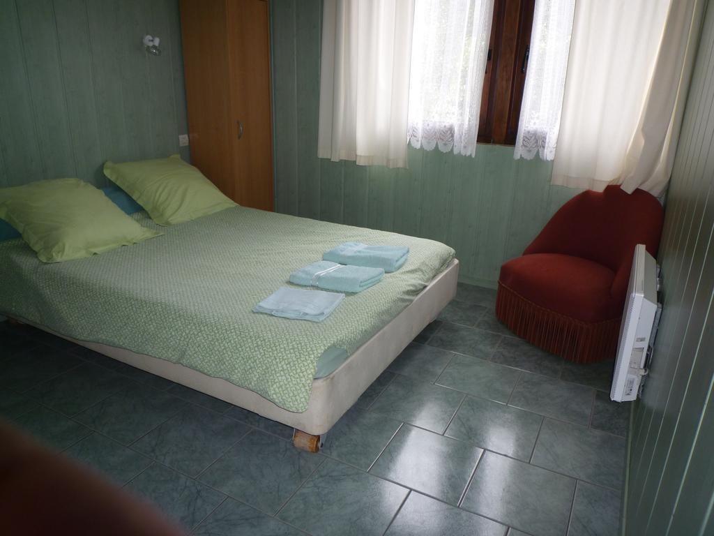 Chalet Du Montal Dun-les-Places Bilik gambar